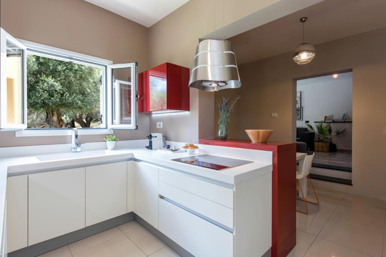 Terra Rossa By Konnect, Views To Ionian Sea Spartylas Exterior foto