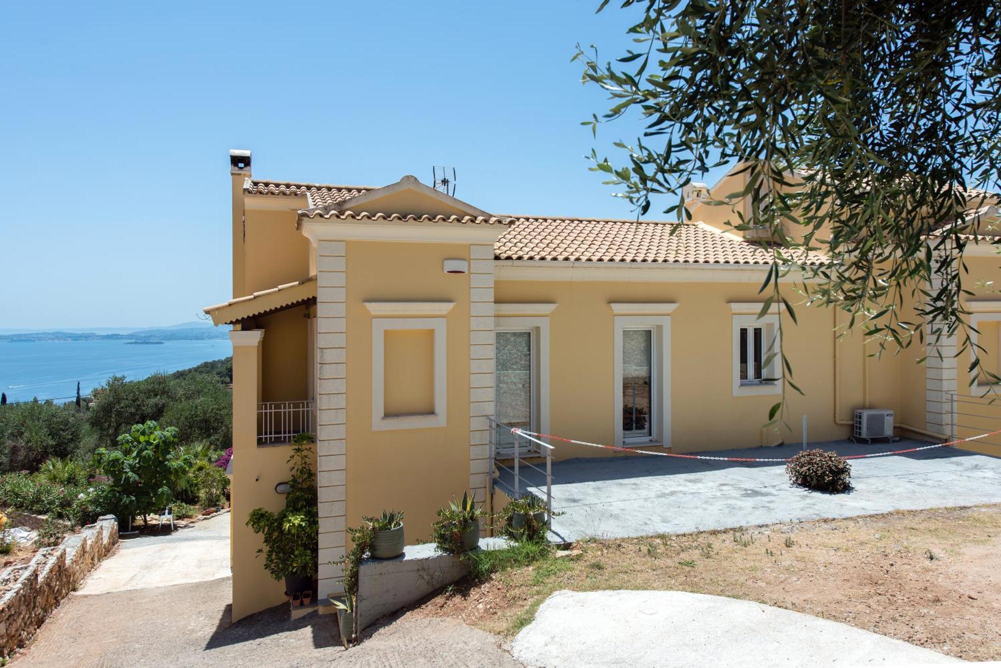 Terra Rossa By Konnect, Views To Ionian Sea Spartylas Exterior foto
